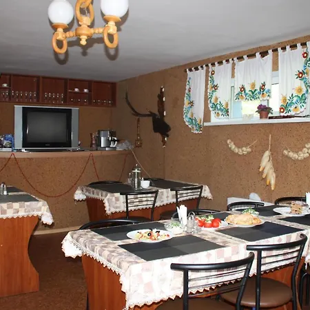 гостинний двір 