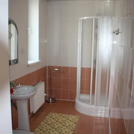 гостинний двір 