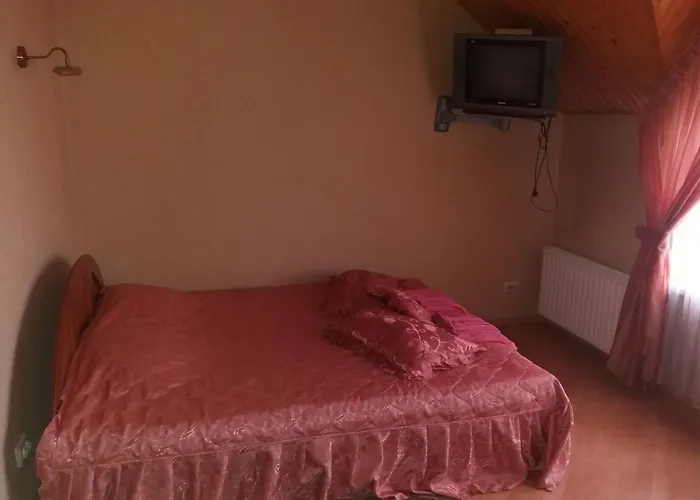 гостинний двір 